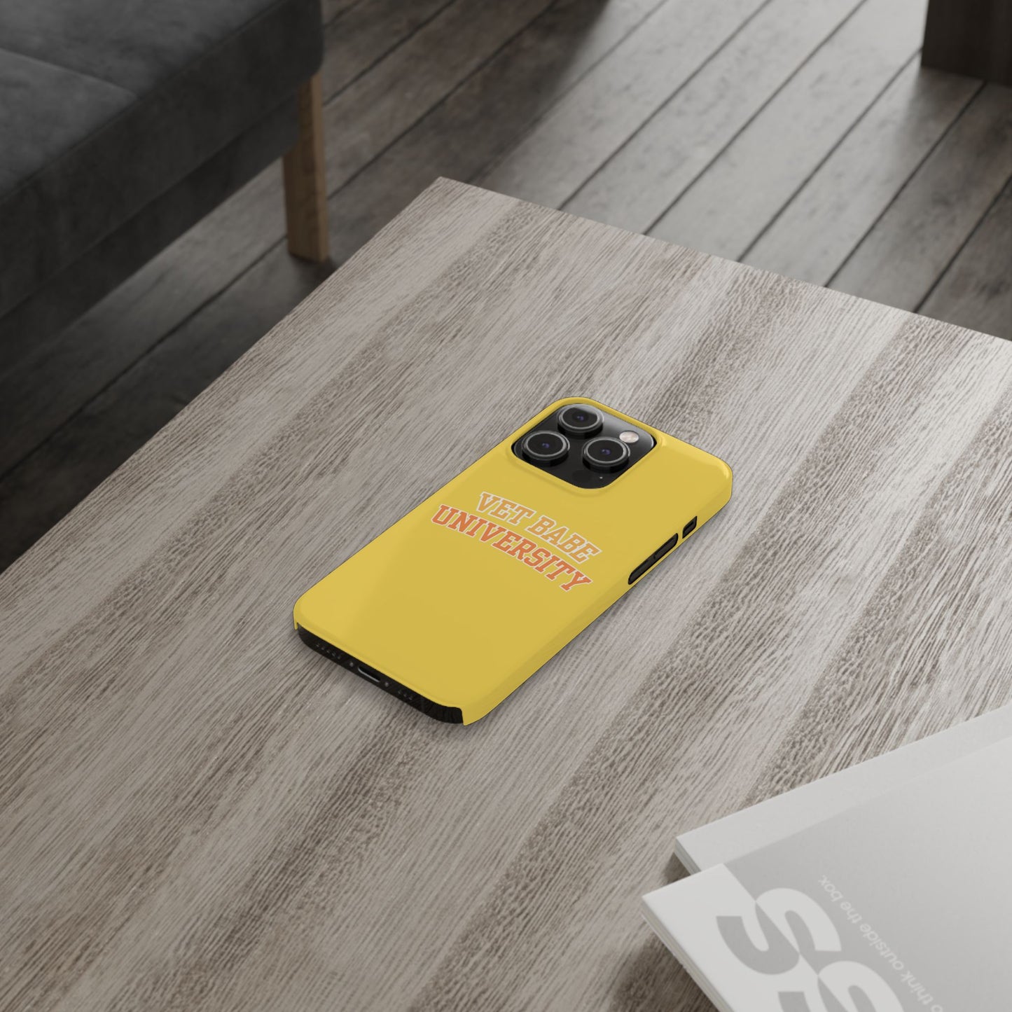 VET BABE UNIVERSITY SLIM PHONE CASE